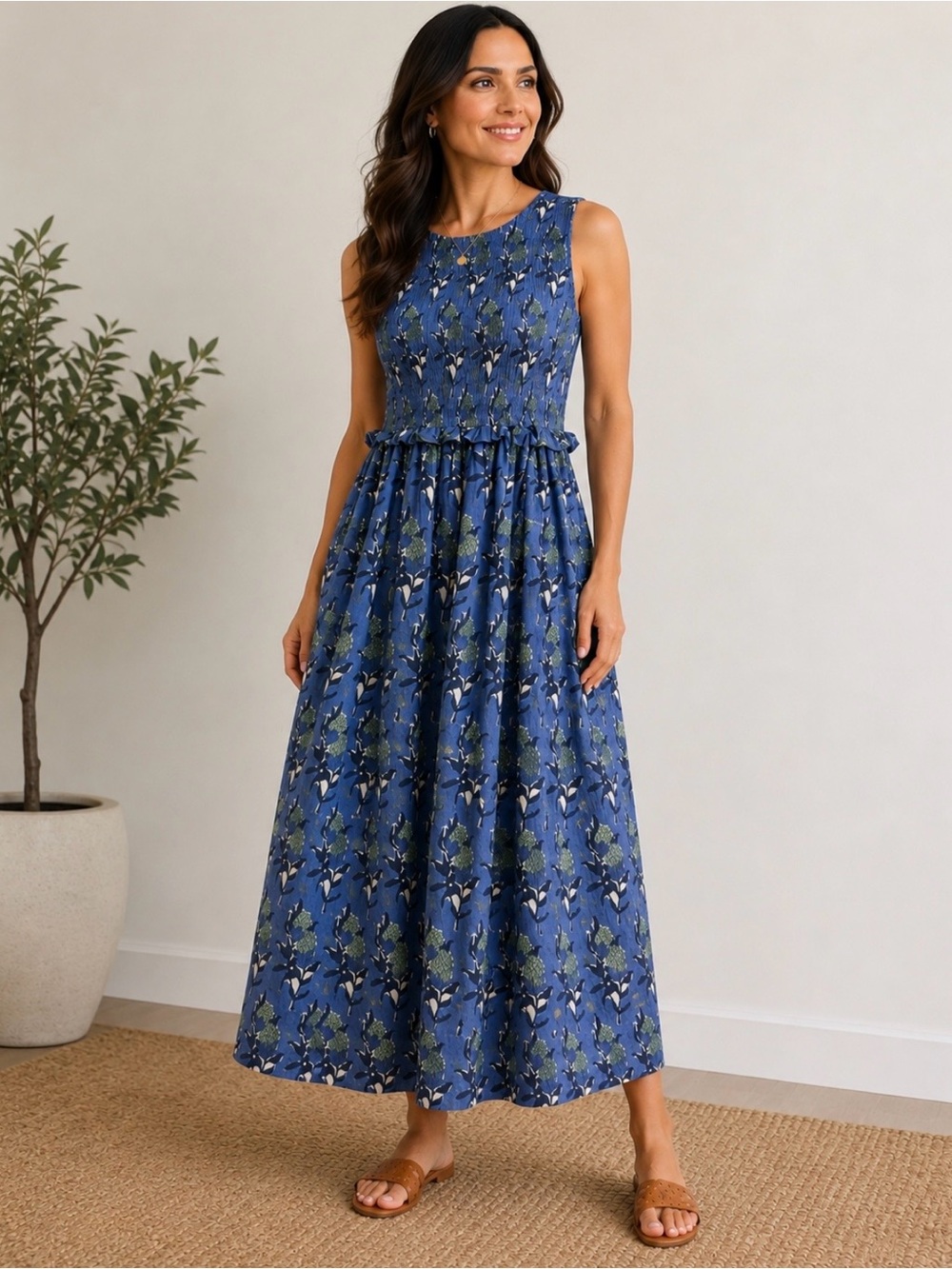Victoria Dunn Dress Size XS Blue Floral Smocked Cotton Sleeveless Midi Maxi